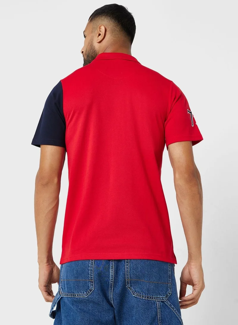 سفنتي فايف تيشيرت بولو بنمط كتل الألوان